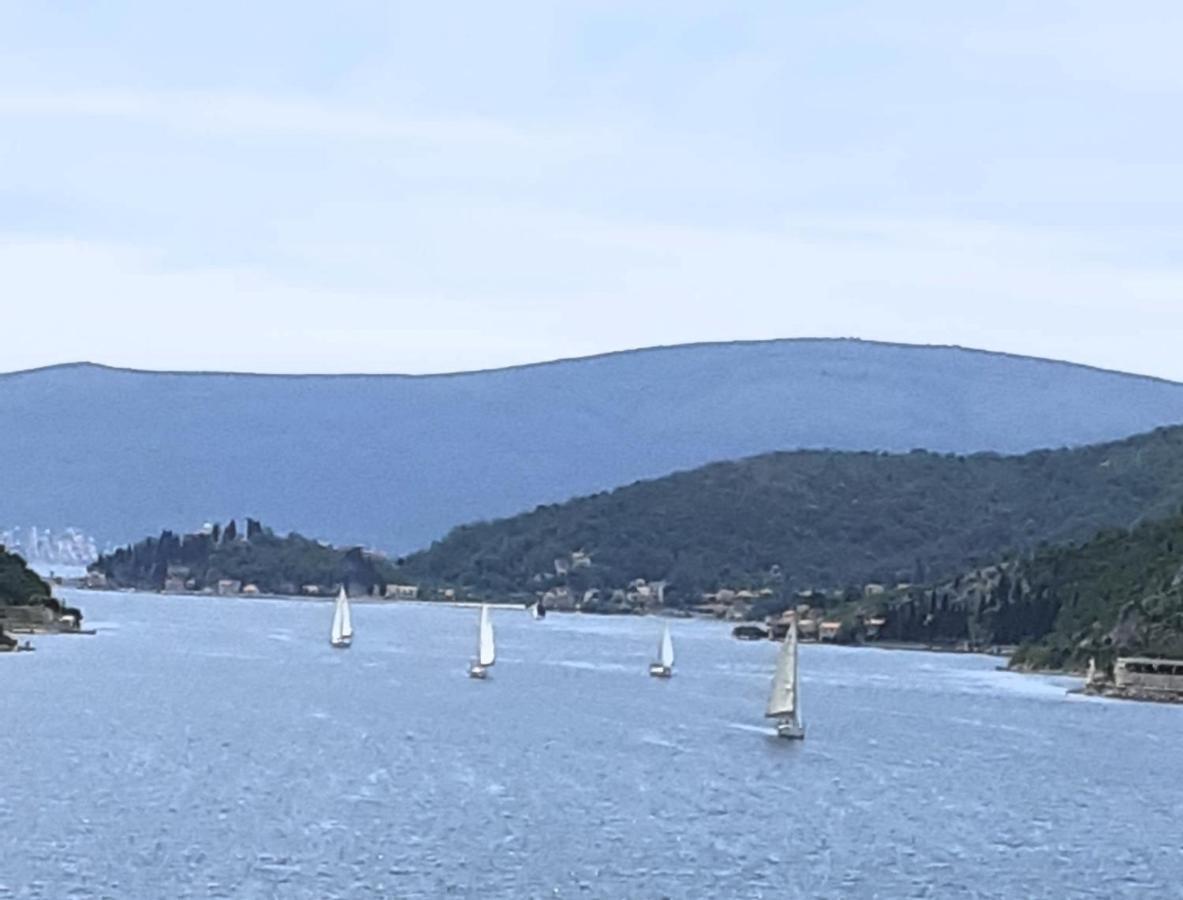 Bella Vista Zmukic Apartman Perast Kültér fotó